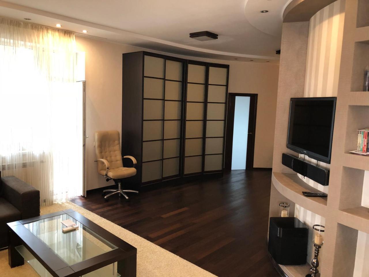 Cozy In A New Building Close To The Downtown Kyiv