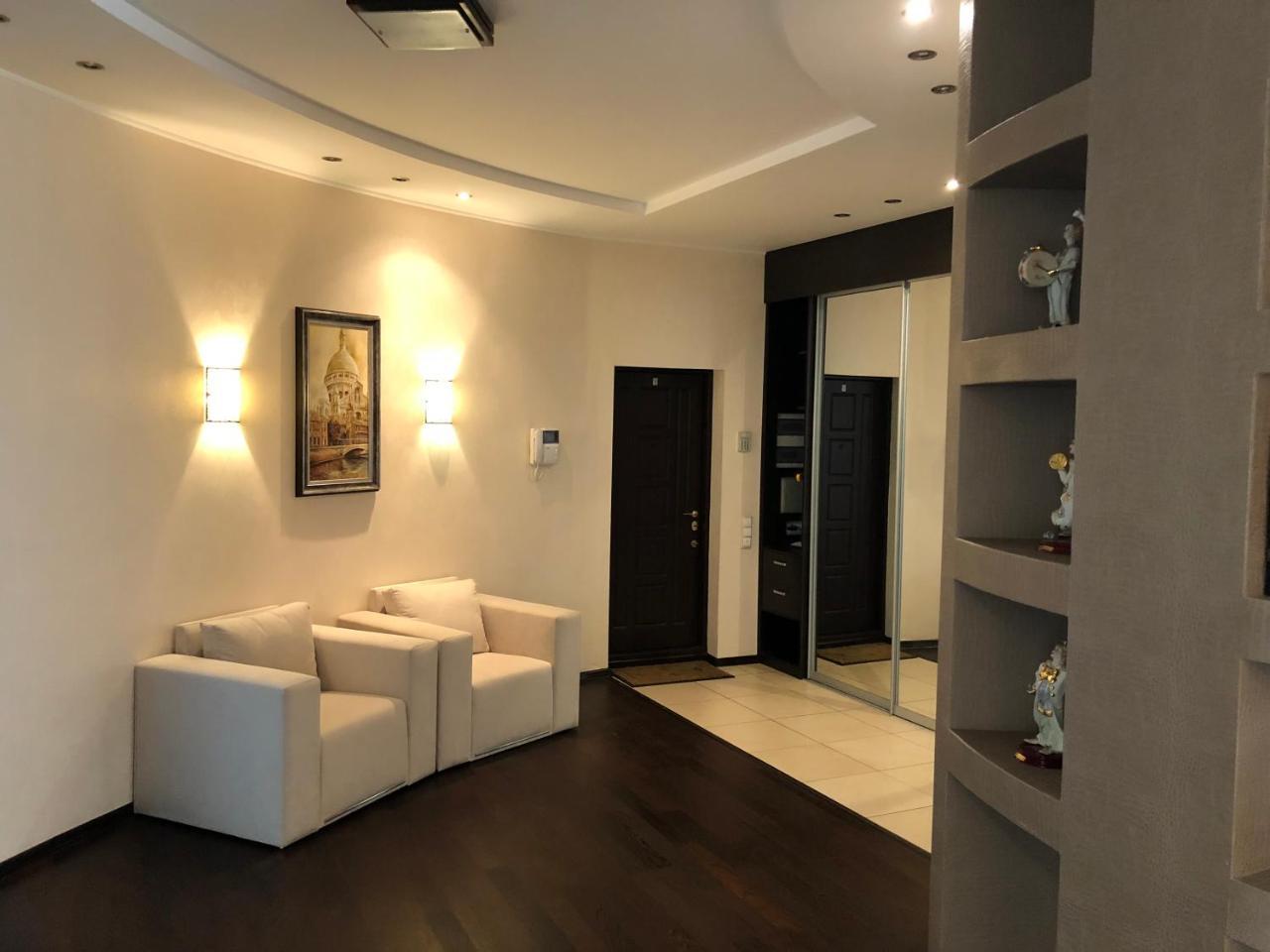 Apartment Cozy In A New Building Close To The Downtown