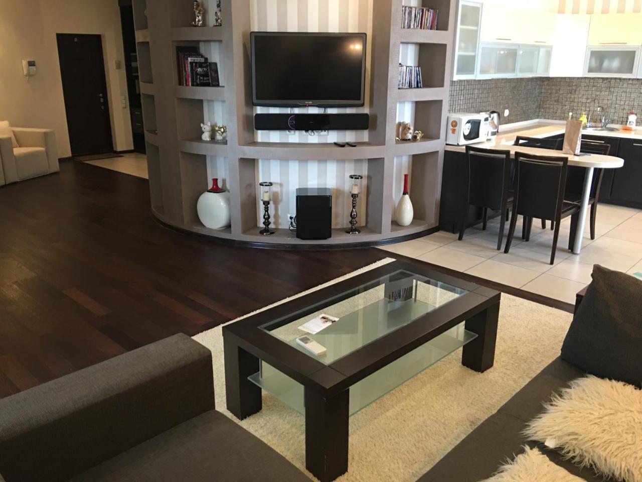 Apartment Cozy In A New Building Close To The Downtown *